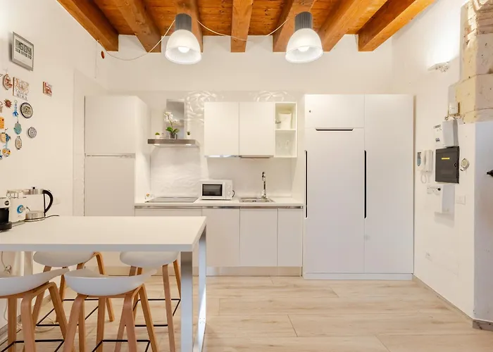 Suite Martini Castello - Boutique Apartments * Cagliari