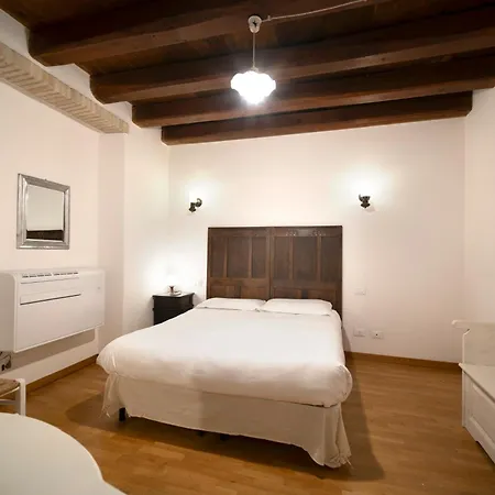 Apartment Suite Martini Al Castello *