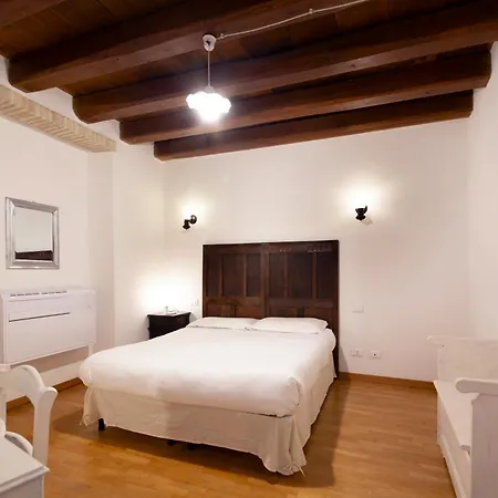 Apartment Suite Martini Al Castello *